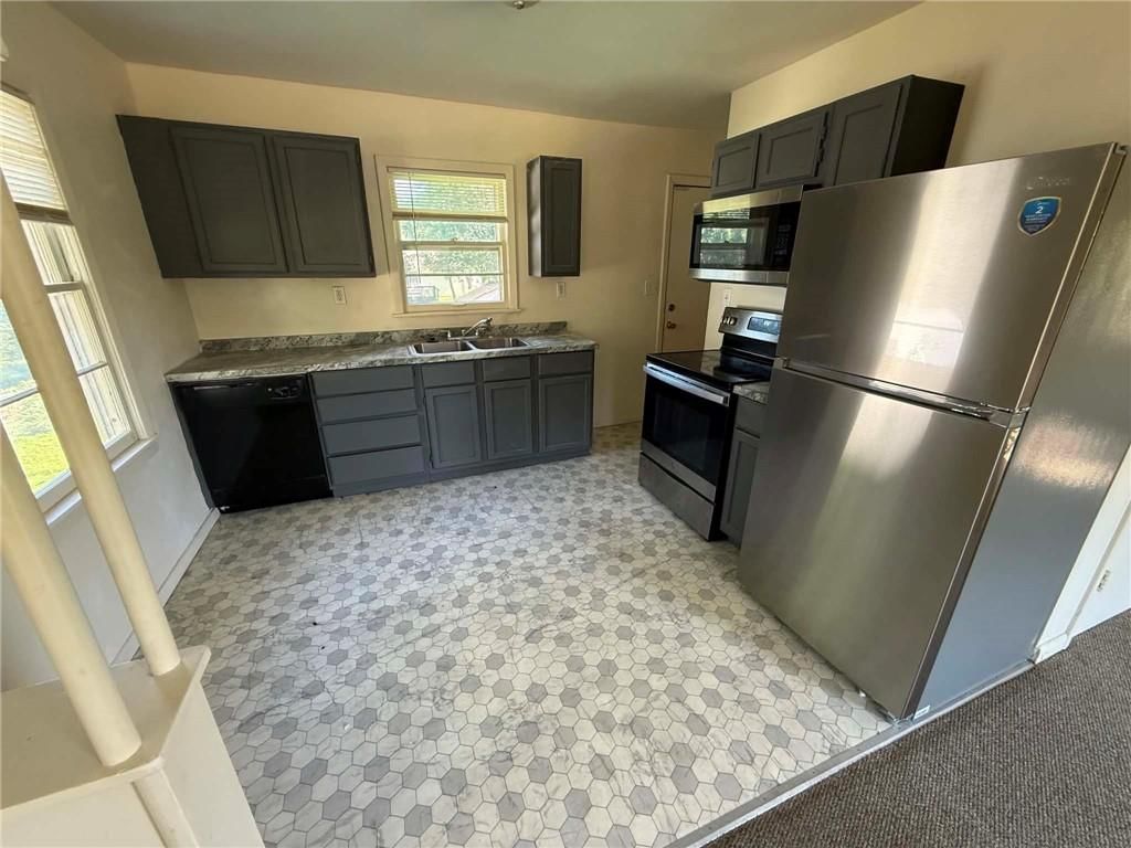 902 Williams Street — photo 7