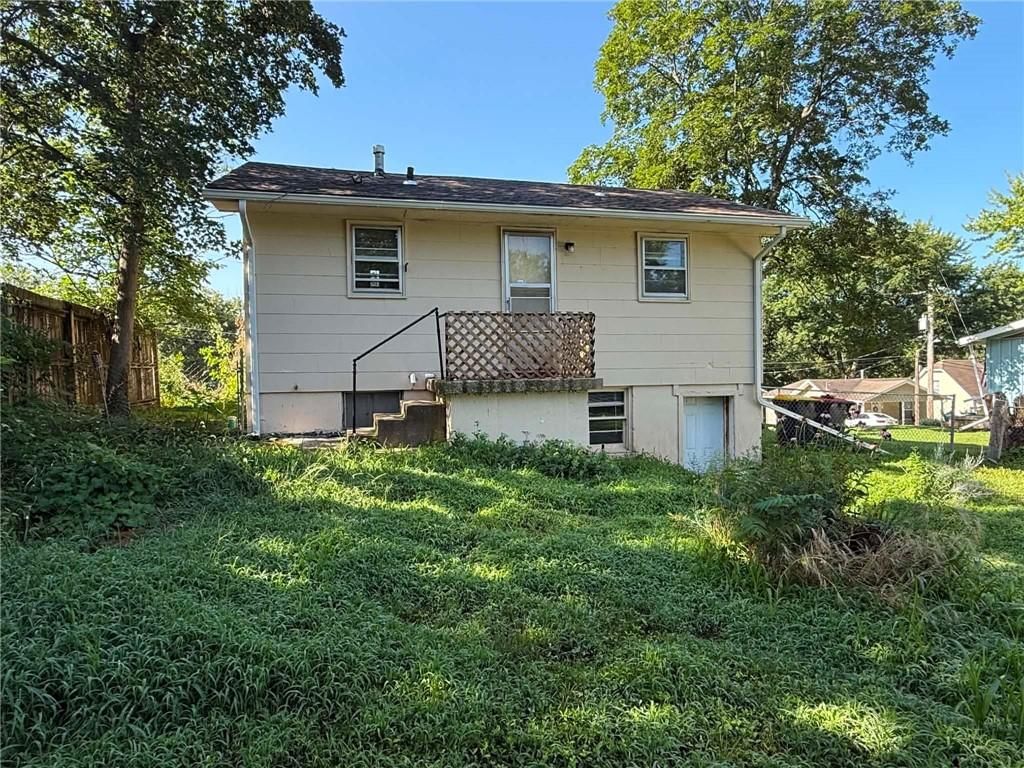 902 Williams Street — photo 20