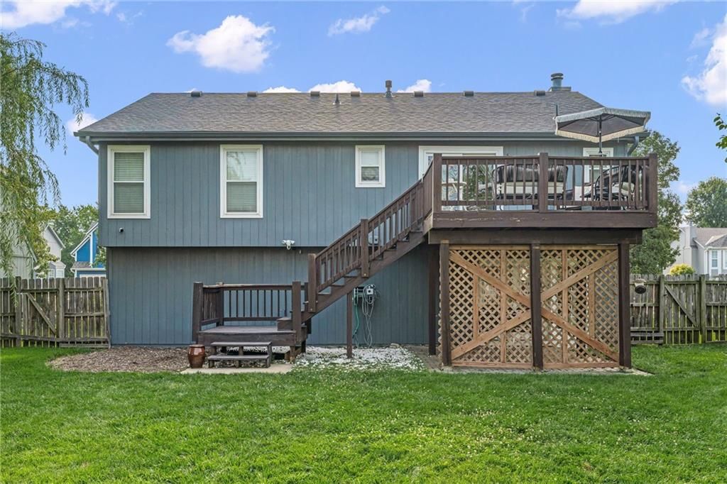 1073 N Logan Street — photo 9