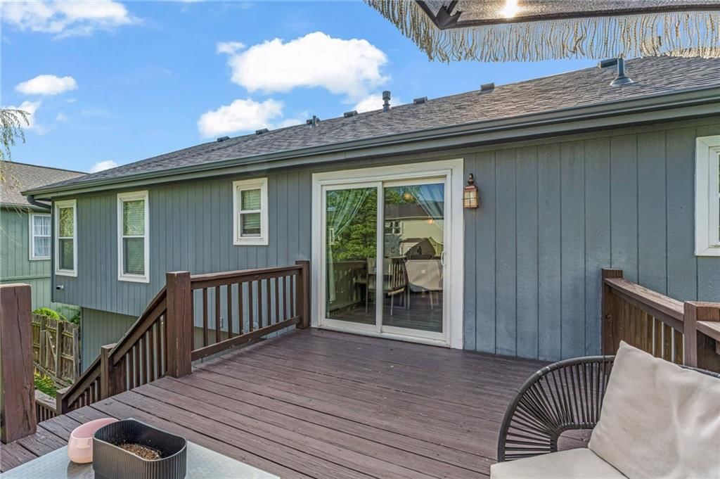 1073 N Logan Street — photo 16