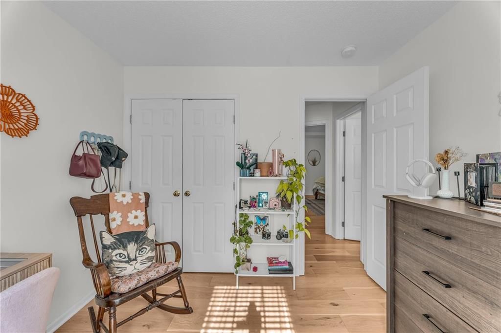 1073 N Logan Street — photo 31