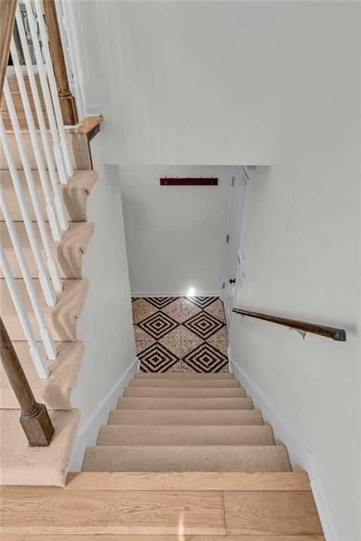 1073 N Logan Street — photo 38