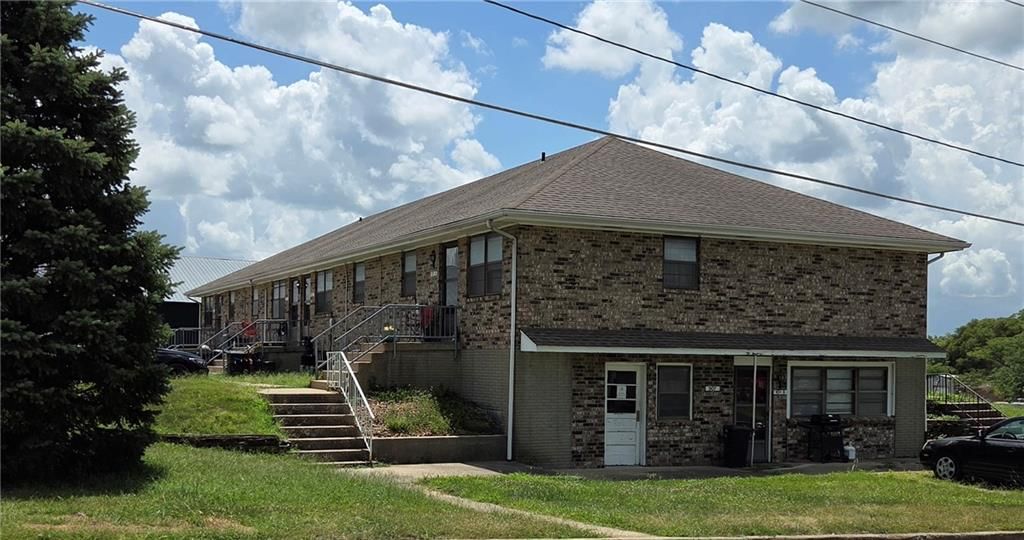 907 W 29th Street, Higginsville, MO