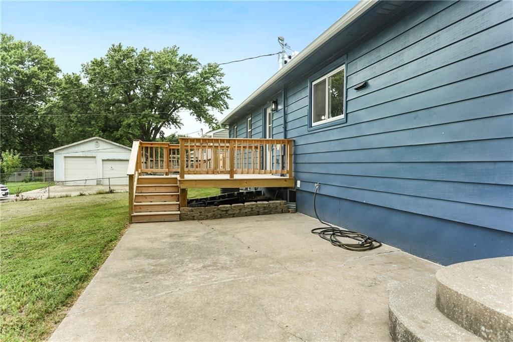 8707 E 80th Terrace — photo 6