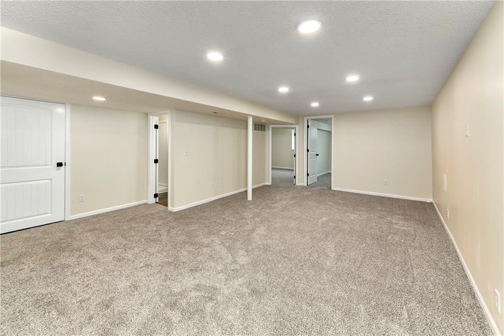 8707 E 80th Terrace — photo 25