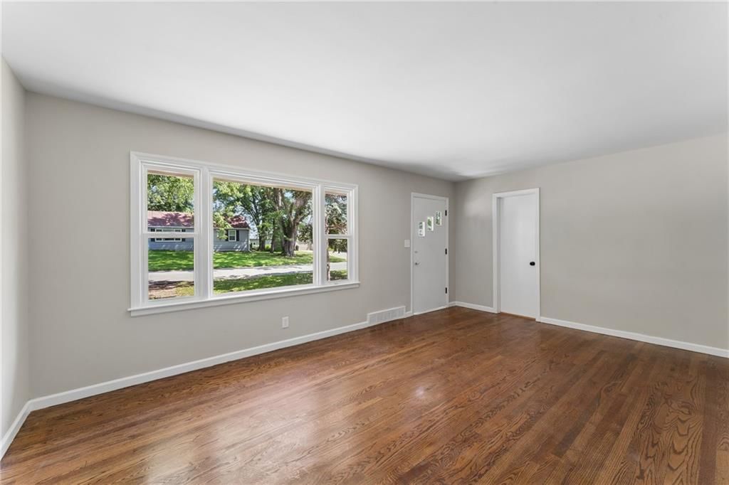 1211 NE 67th Place — photo 6