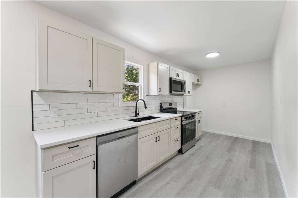 1211 NE 67th Place — photo 9