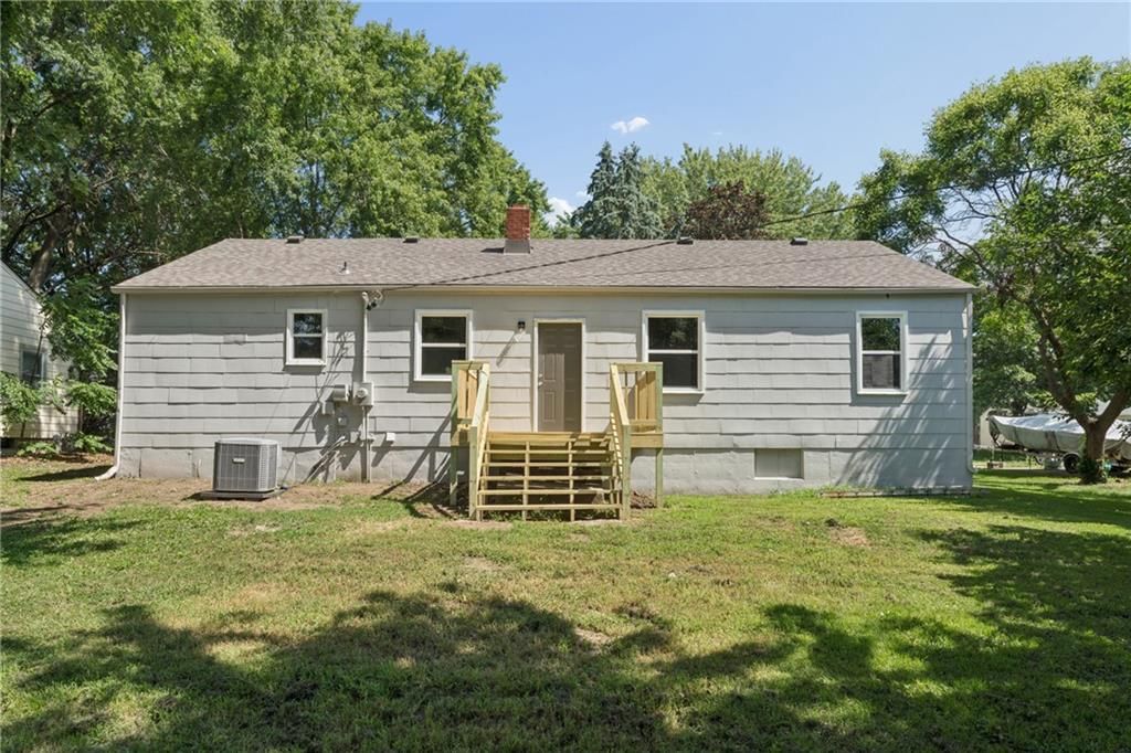 1211 NE 67th Place — photo 24