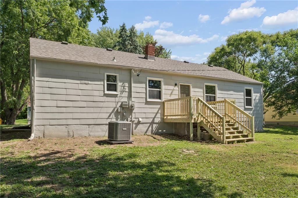 1211 NE 67th Place — photo 26