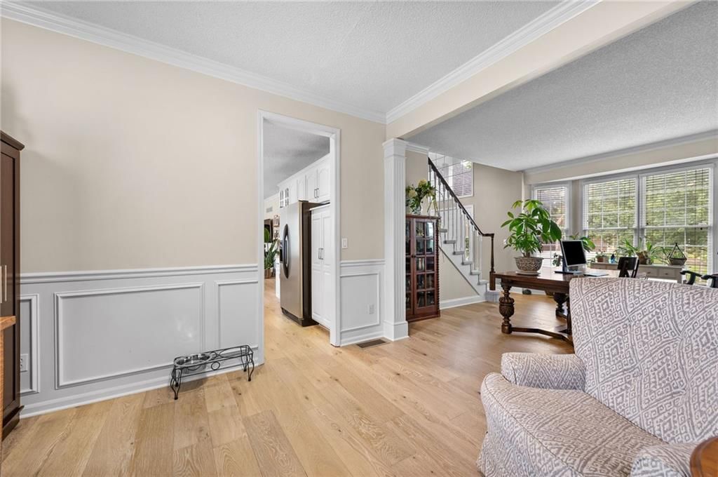 8112 W 145th Street — photo 16
