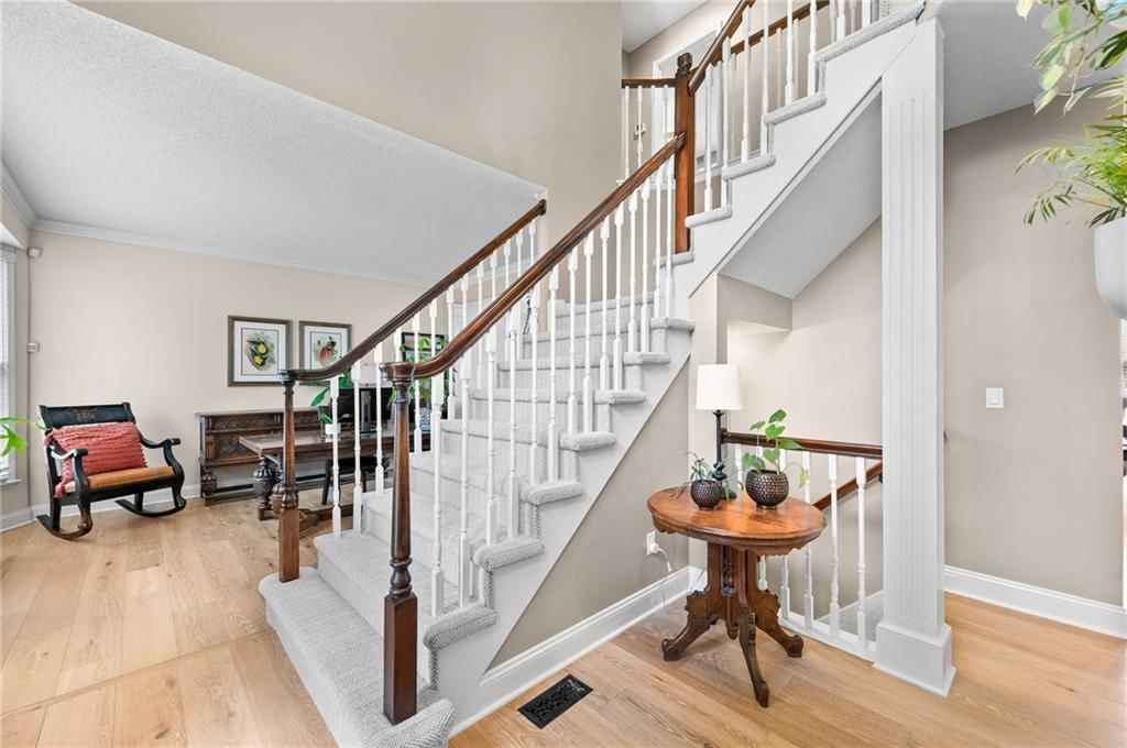 8112 W 145th Street — photo 18