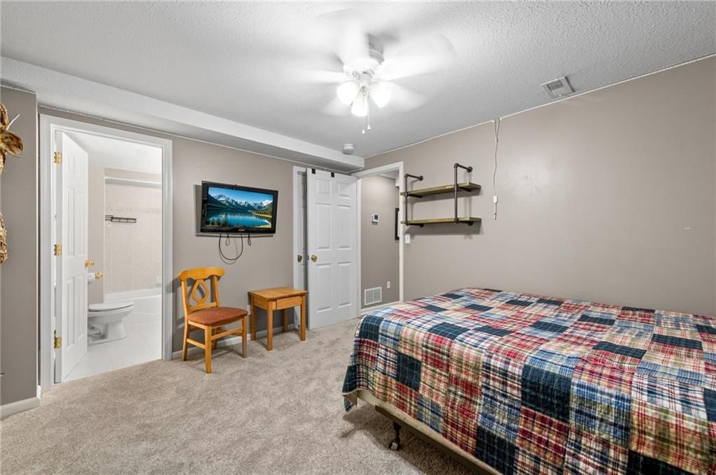 8112 W 145th Street — photo 25