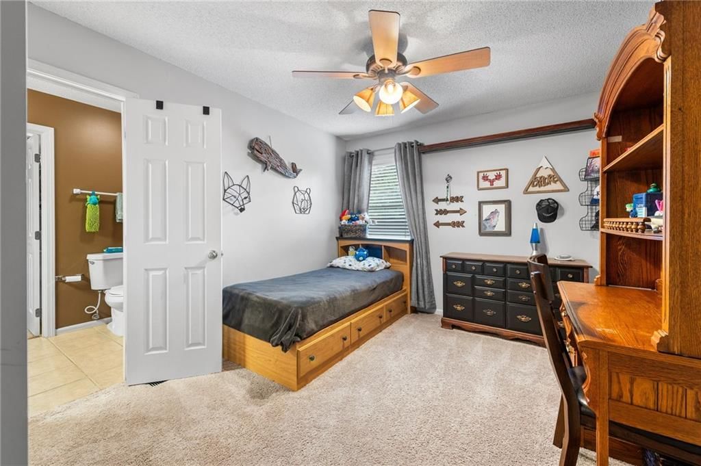 8112 W 145th Street — photo 38