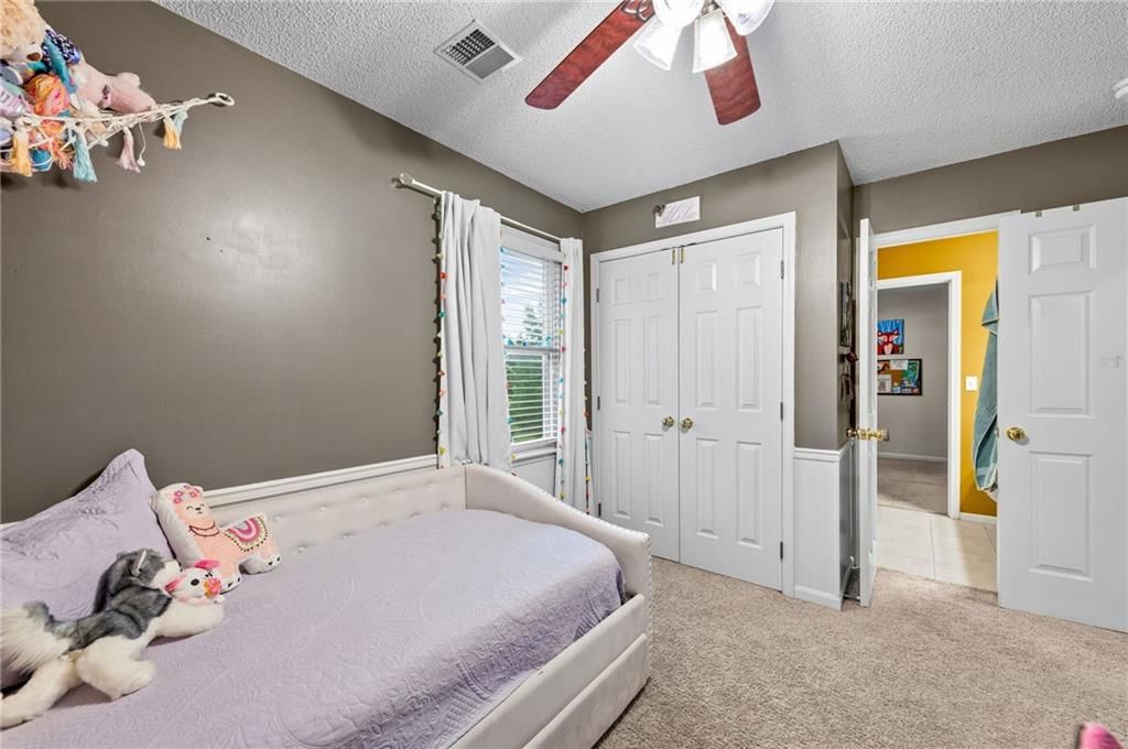 8112 W 145th Street — photo 39