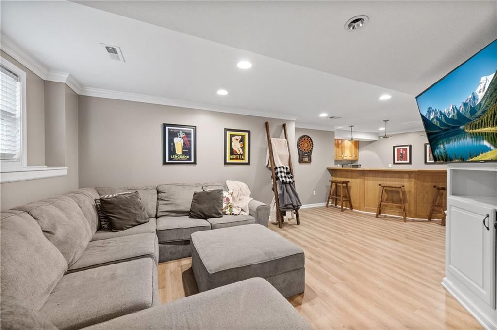 8112 W 145th Street — photo 41