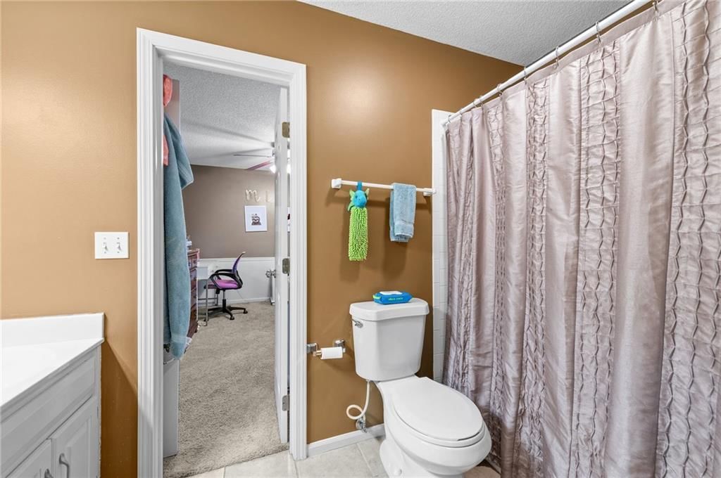 8112 W 145th Street — photo 46