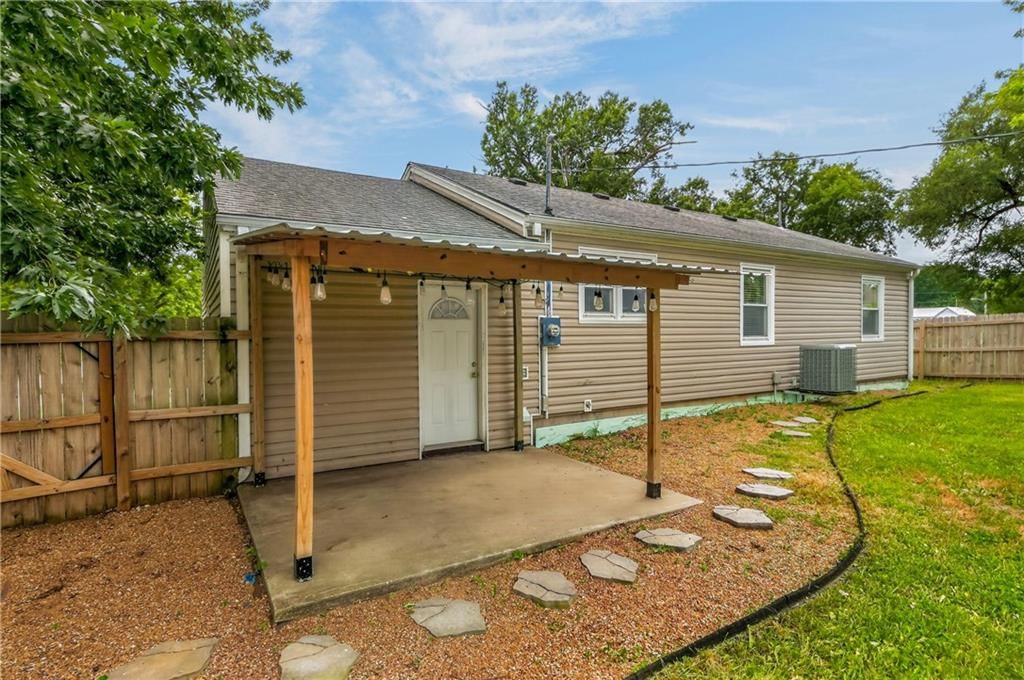 705 Cedar Street — photo 10
