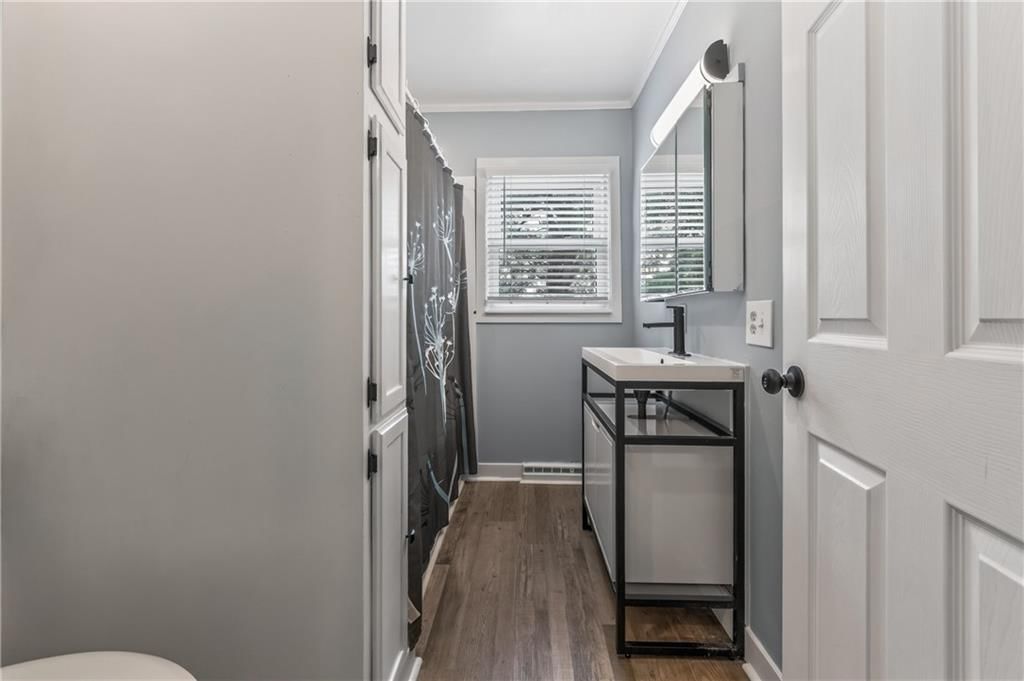 705 Cedar Street — photo 24
