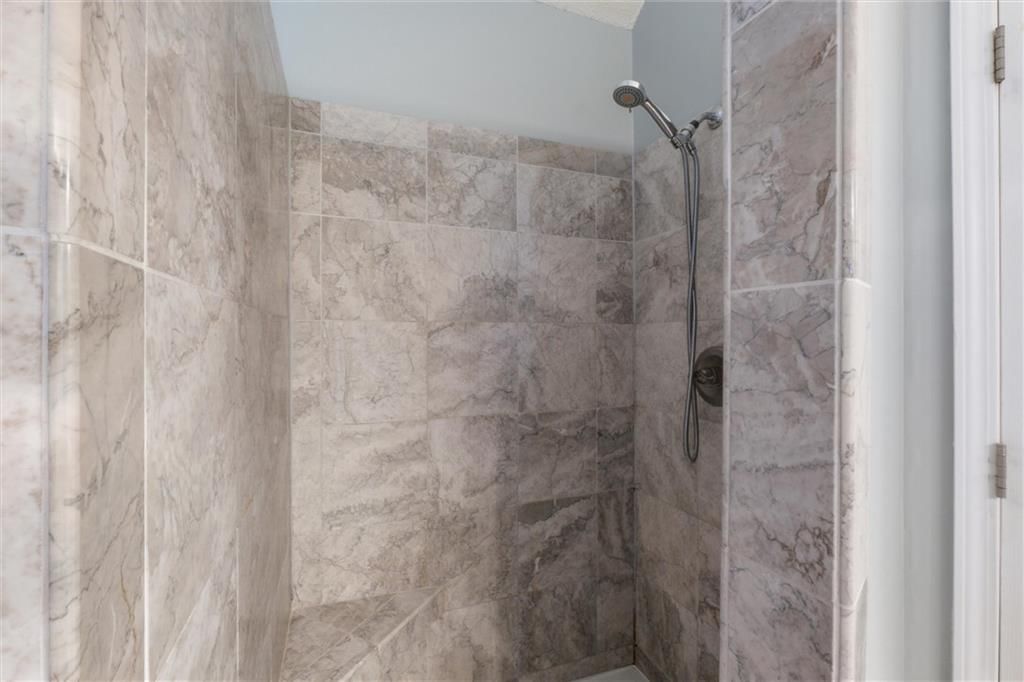 4813 Noble Street — photo 20