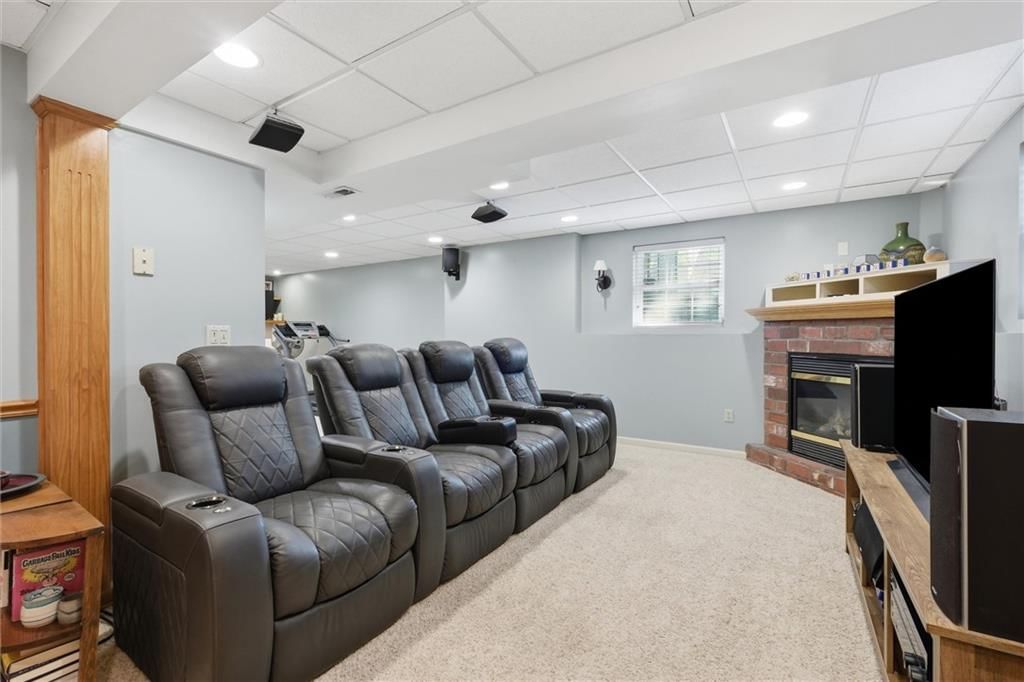 4813 Noble Street — photo 31