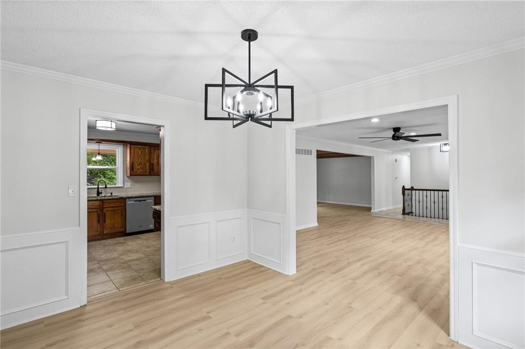 12825 Winchester Avenue — photo 12