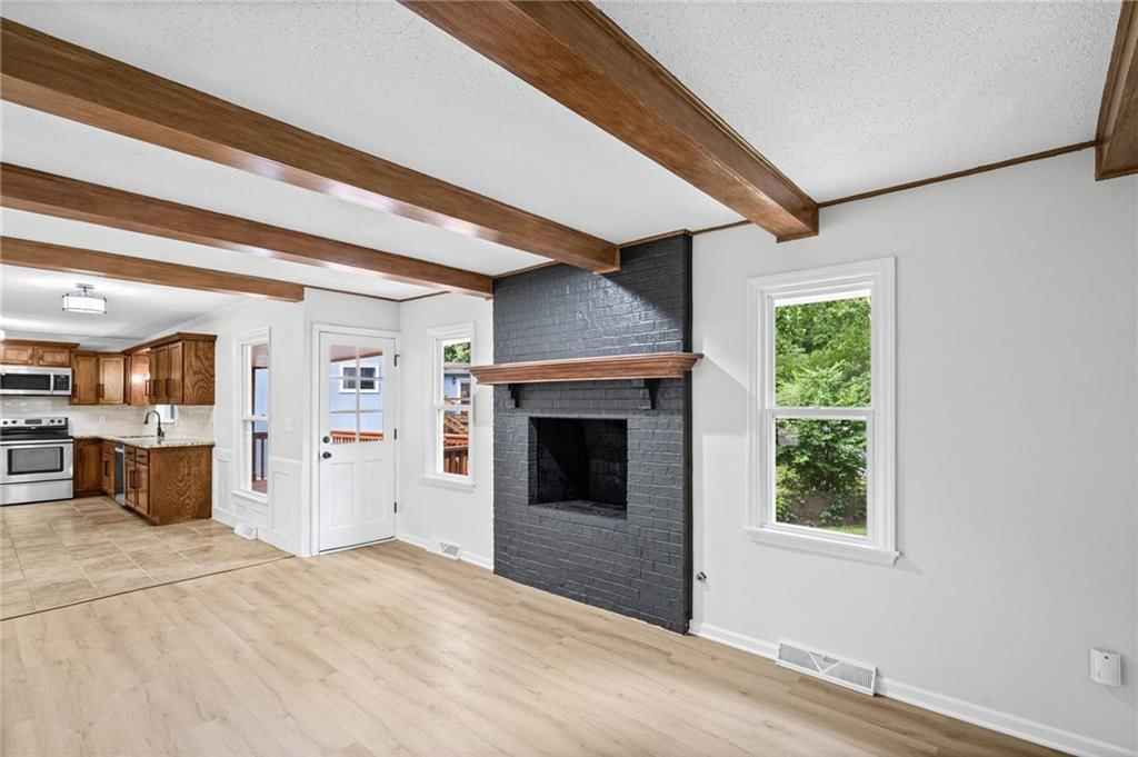 12825 Winchester Avenue — photo 14