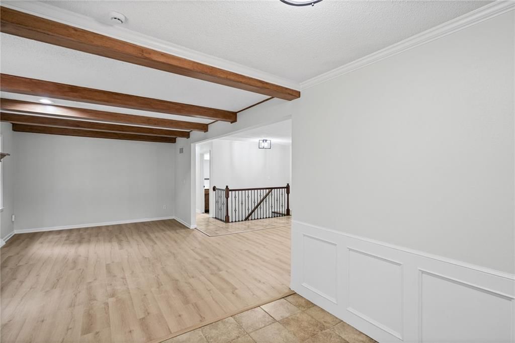 12825 Winchester Avenue — photo 18