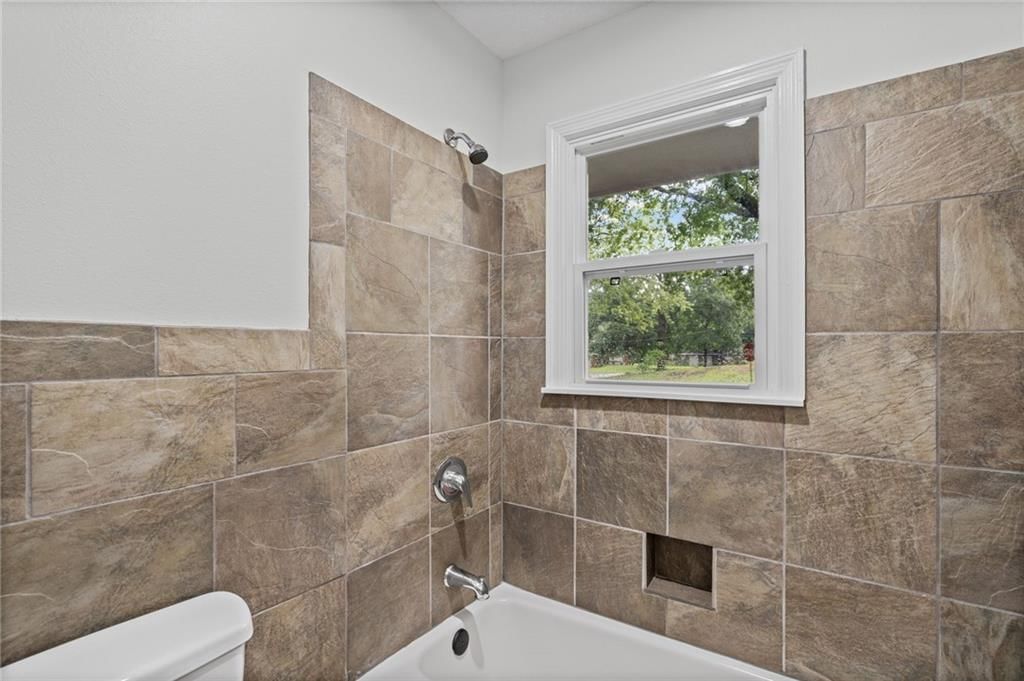 12825 Winchester Avenue — photo 22
