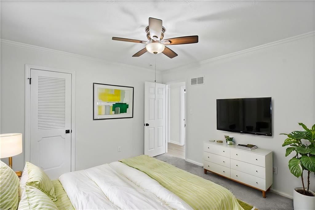 12825 Winchester Avenue — photo 25