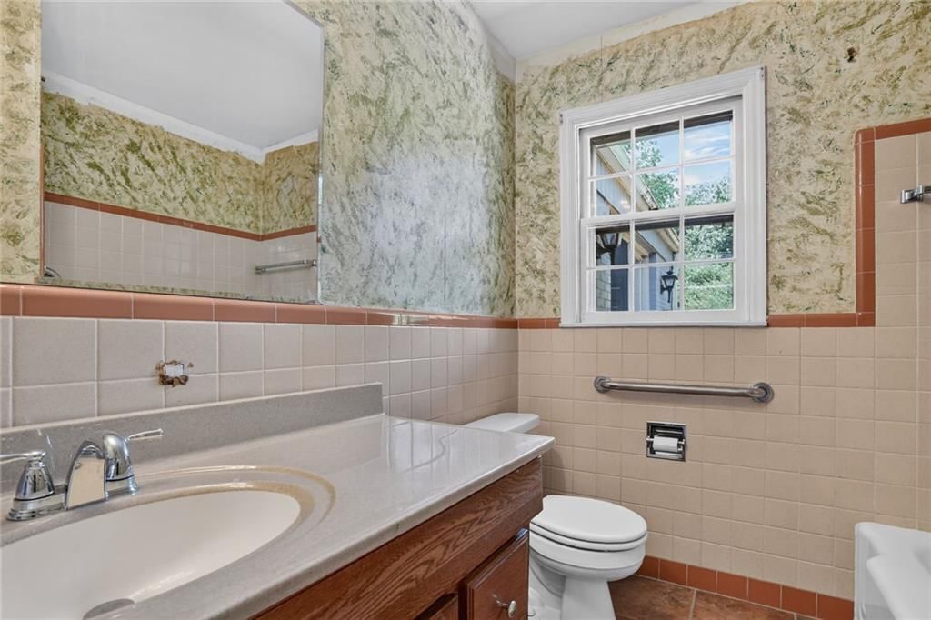 9340 Canterbury Street — photo 6