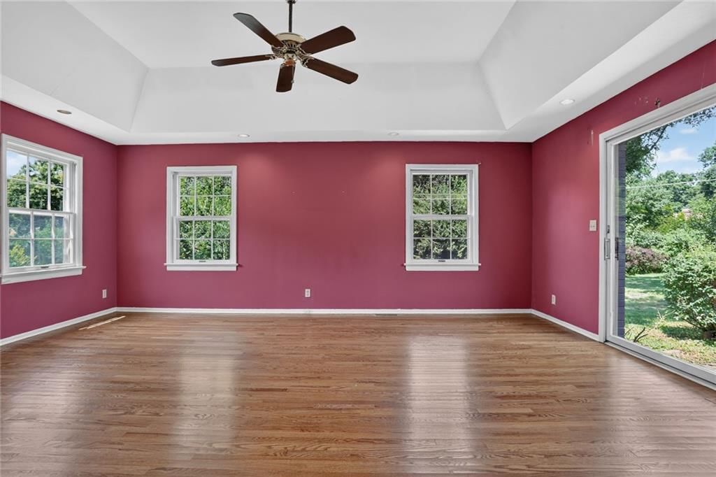 9340 Canterbury Street — photo 7