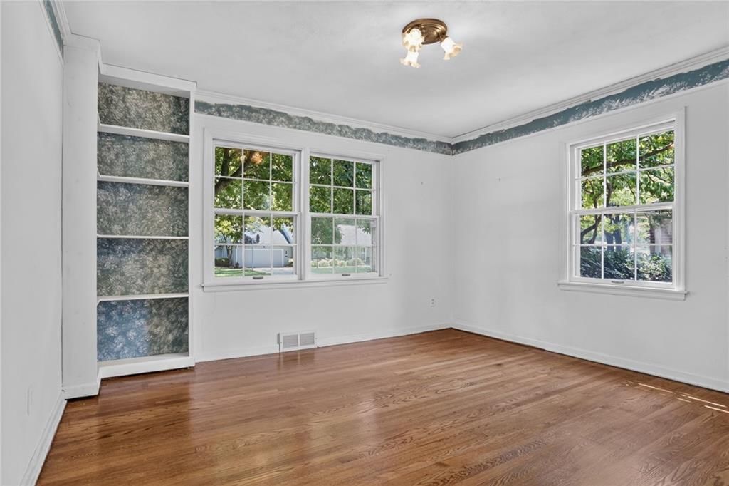 9340 Canterbury Street — photo 11