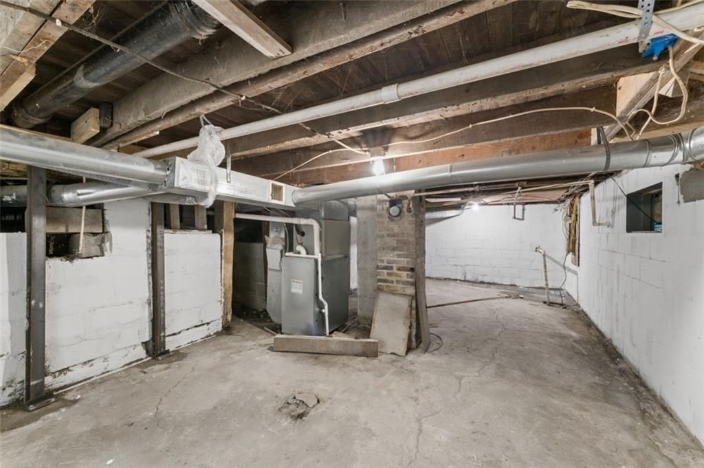 806 W Lexington Street — photo 39