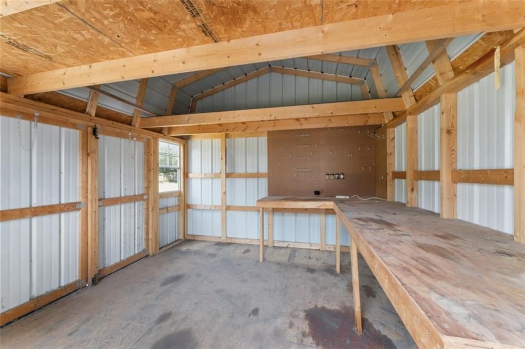 806 W Lexington Street — photo 48