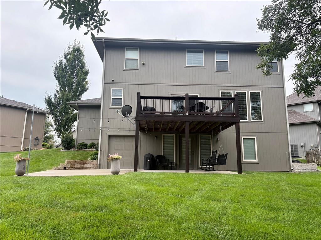 1021 SE Scarlet Court — photo 7