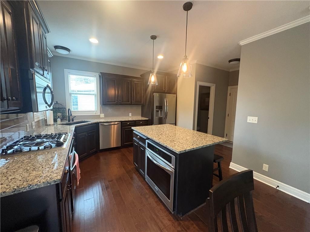 1021 SE Scarlet Court — photo 18
