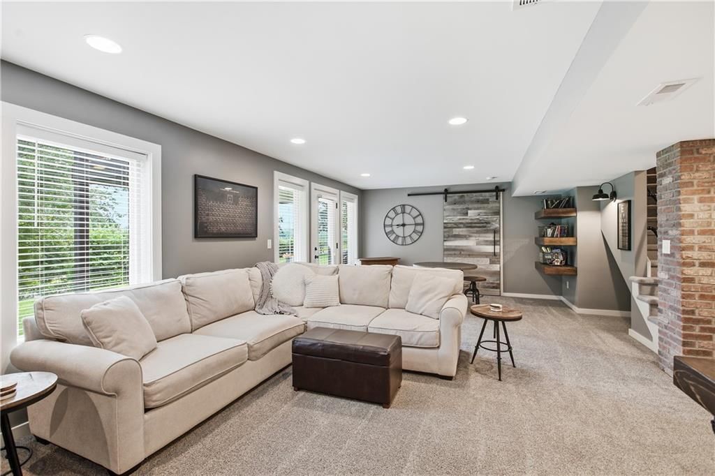 1021 SE Scarlet Court — photo 45