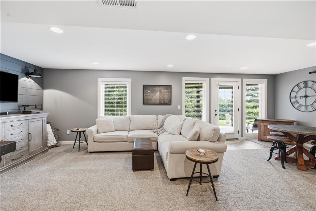 1021 SE Scarlet Court — photo 46