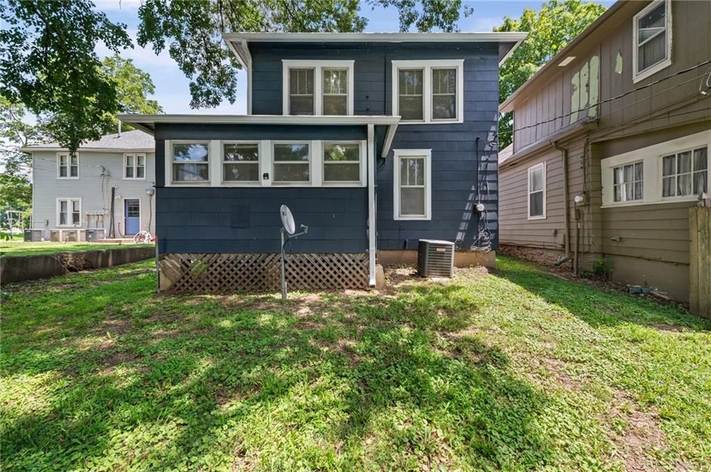 1107 N 13th Street — photo 25