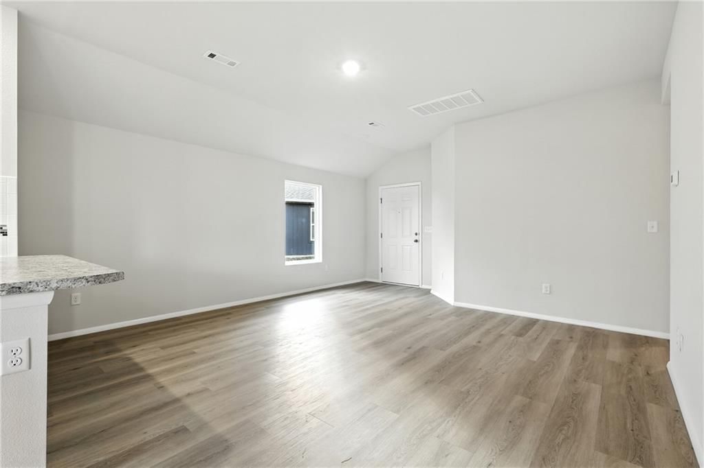 428 Valley View Drive — photo 6