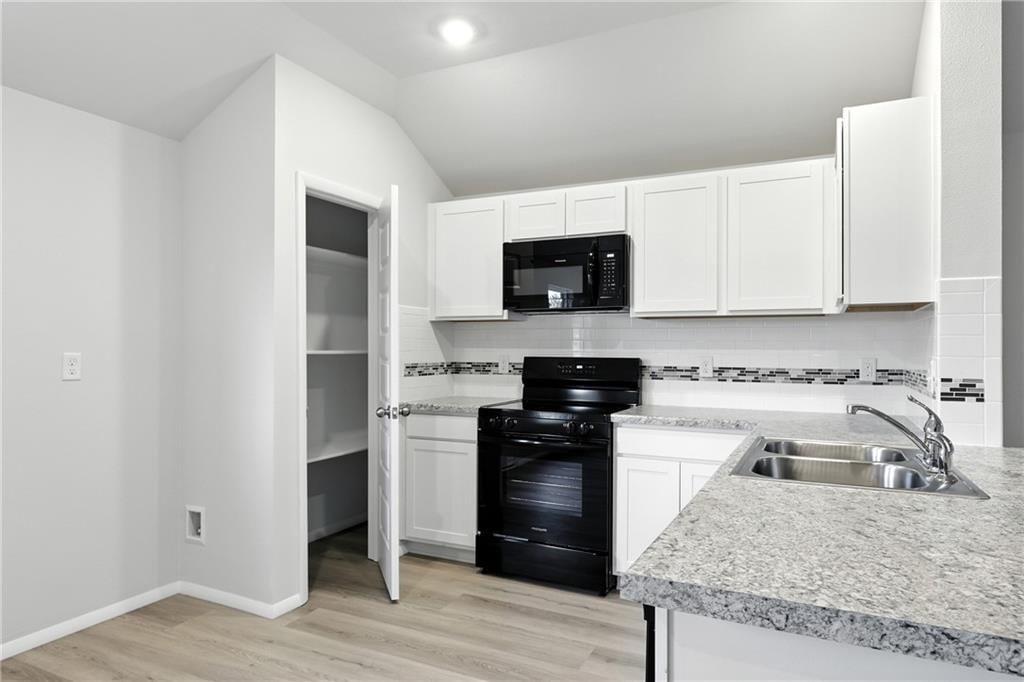 428 Valley View Drive — photo 20