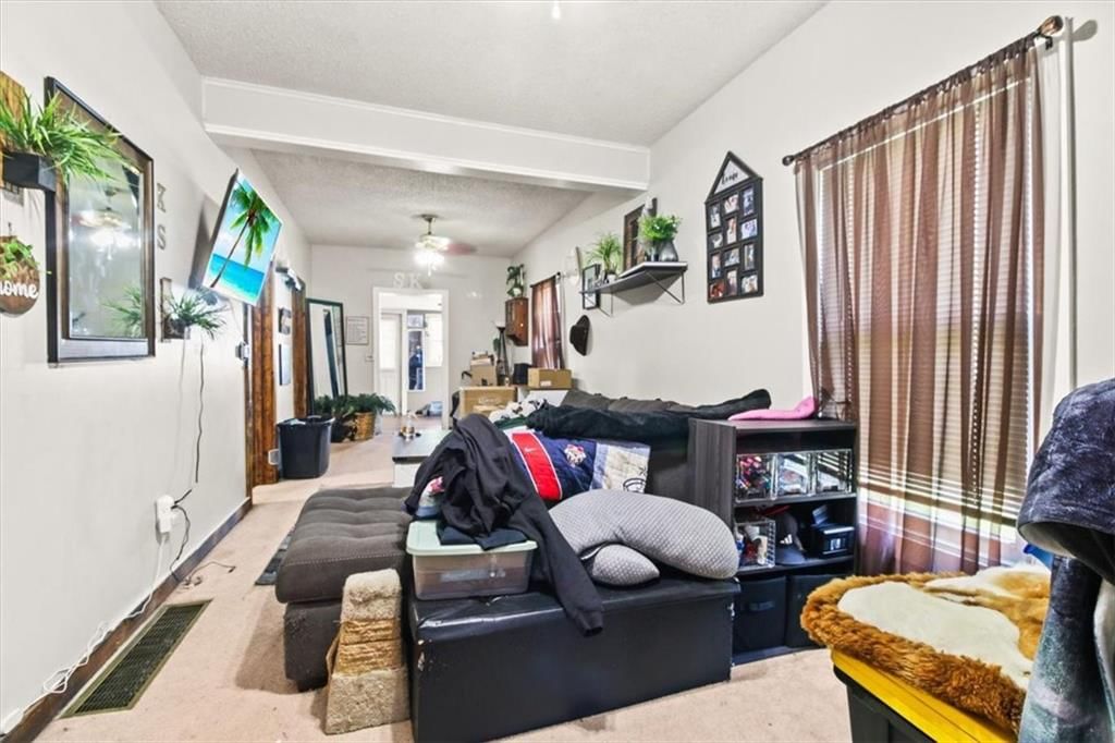 207 W 23rd Street — photo 37