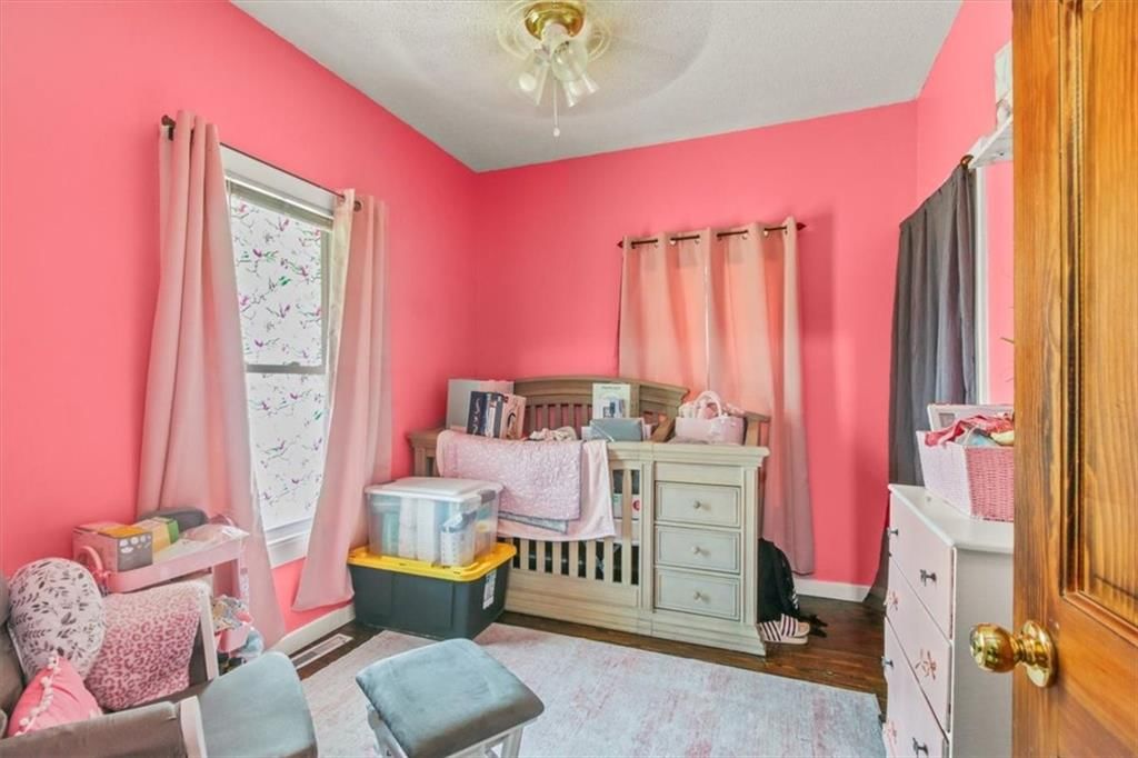 207 W 23rd Street — photo 38