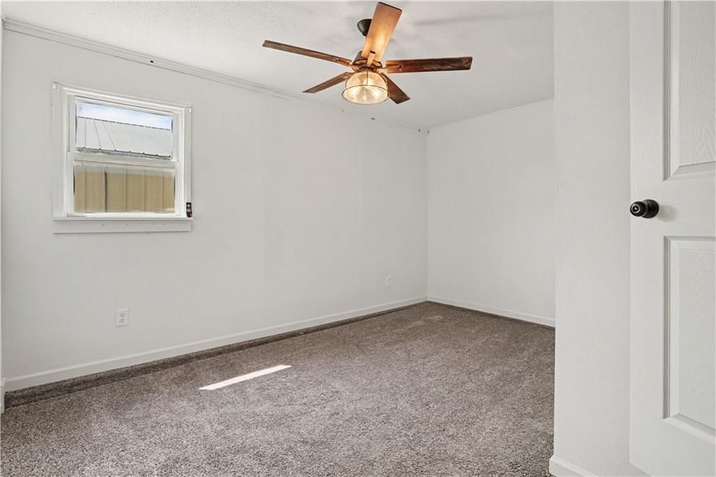 307 N Raum Street — photo 8
