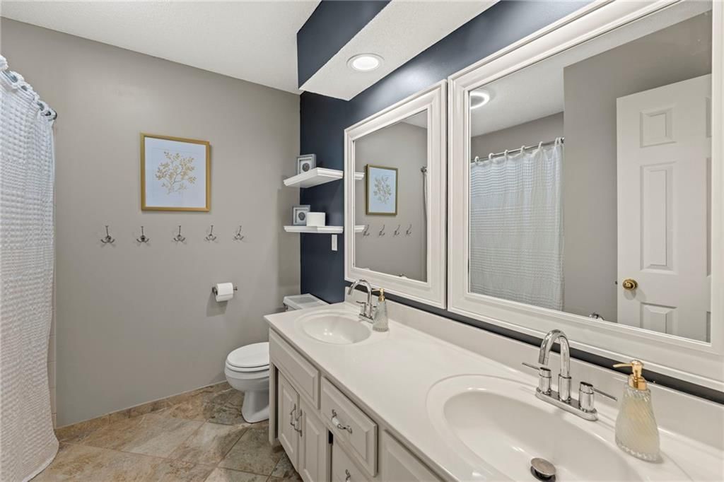 8710 W 132nd Place — photo 25