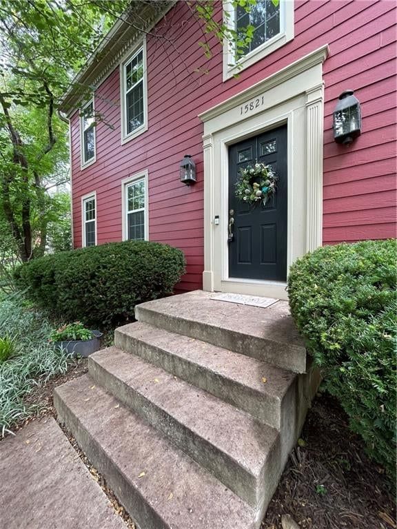 15821 Meadow Lane — photo 2