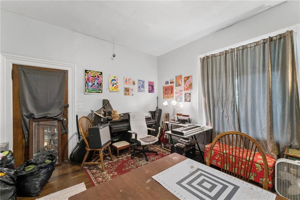 3217 Campbell Street — photo 23