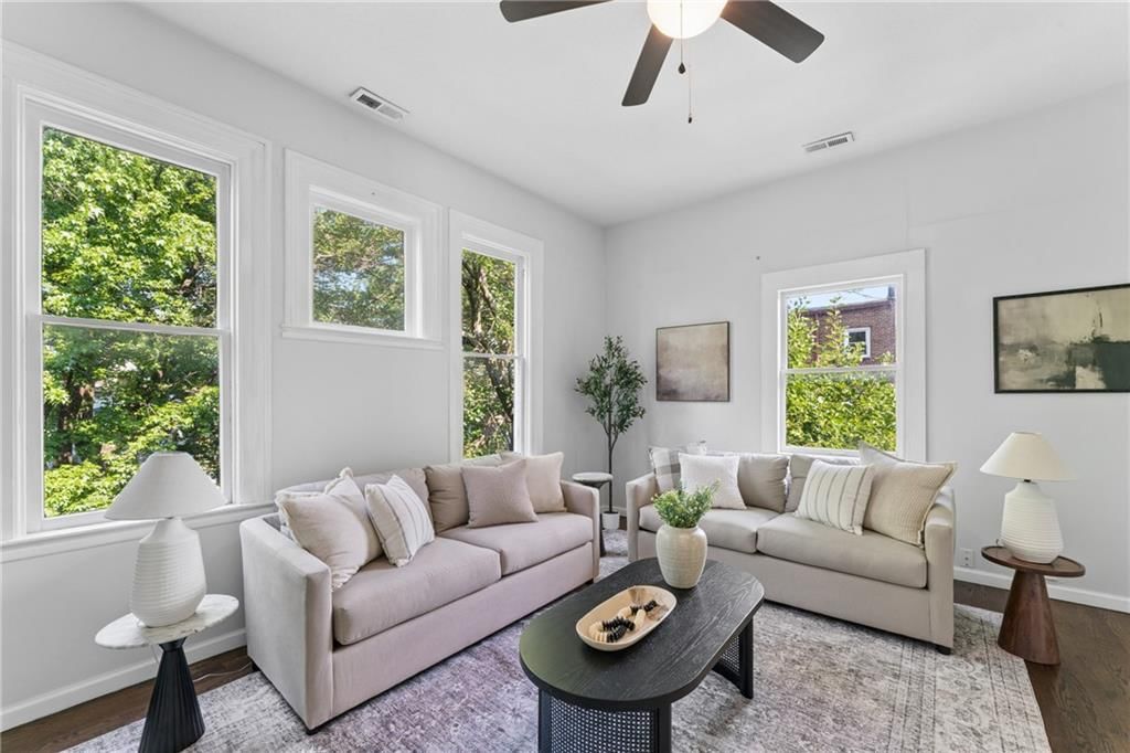 3217 Campbell Street — photo 27