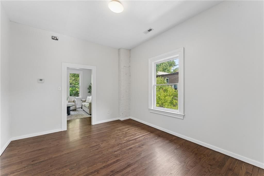 3217 Campbell Street — photo 33