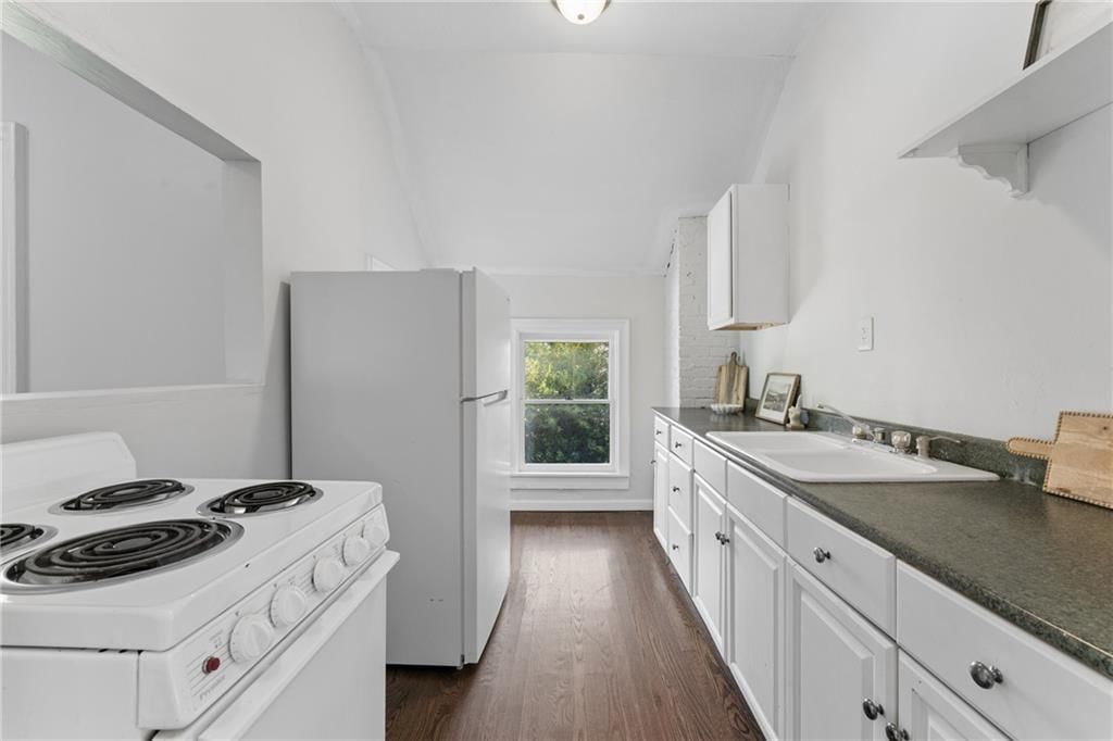 3217 Campbell Street — photo 38